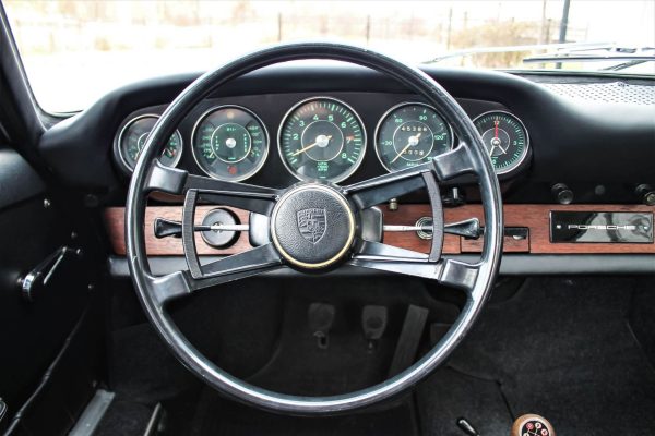 1965 Porsche 911 - Image 31
