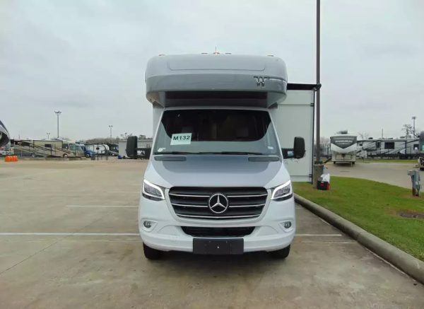 2023 Winnebago View 24D - Image 2