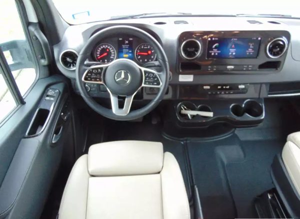 2023 Winnebago View 24D - Image 31